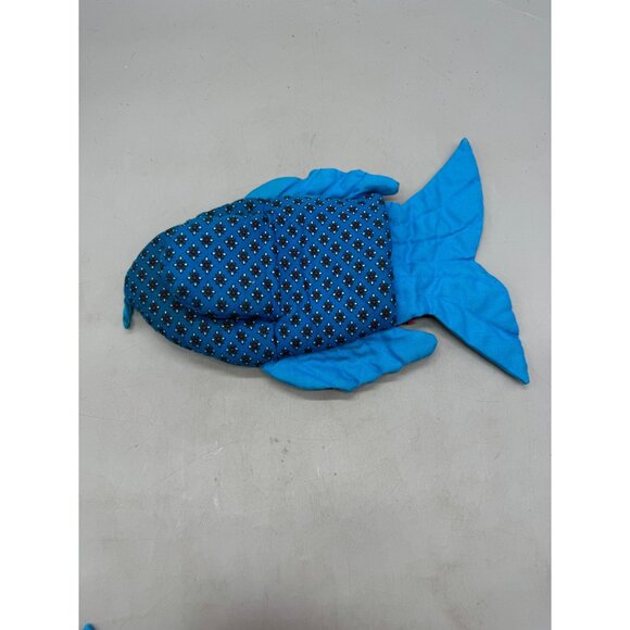 Colorful Fish Shaped Quilted Potholders By David E. Glatt set of 2 colorful blue - Picture 5 of 15